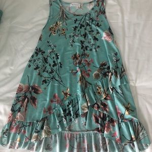 Boutique sleeveless top